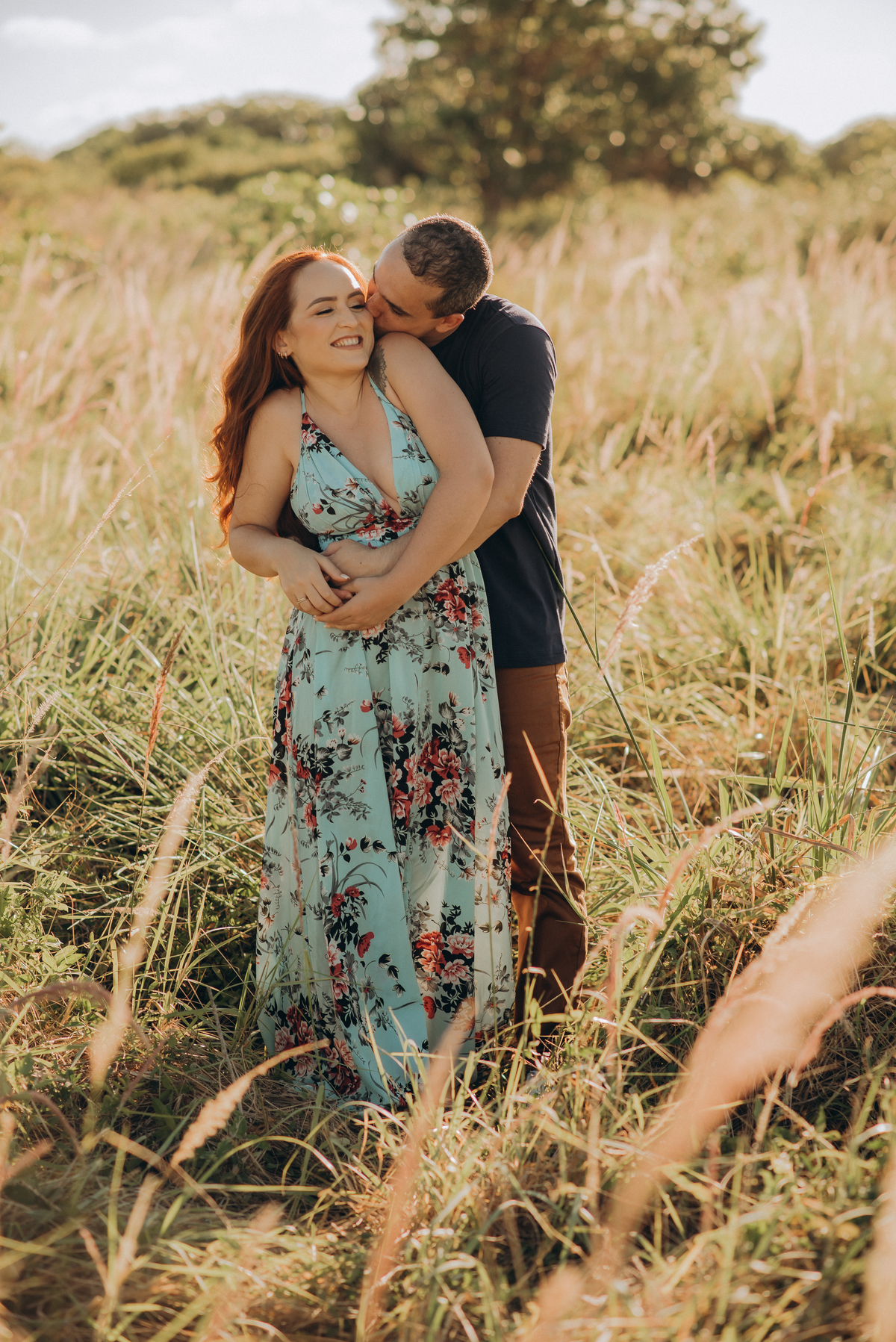 FOTOGRAFO EM JOAO PESSOA - FOTOGRAFIA DE CASAL ; FOTOGRAFO TARCIO VIANA ; ENSAIO PRE WEDDING ; ENSAIO DE CASAL ; FOTOS DE CASAL ; FOTOGRAFIA ; NATUREZA - RUIVO - CABELO - CASAL - NAMORADOS - ENSAIO DE NAMORADOS