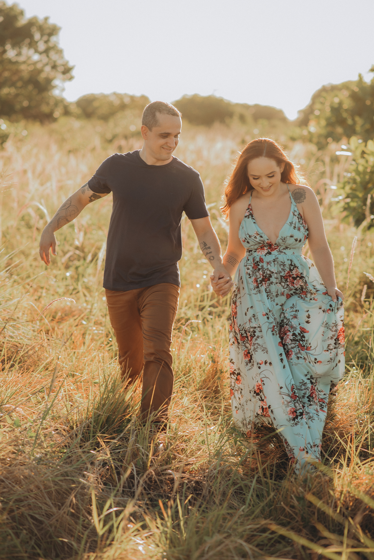 FOTOGRAFO EM JOAO PESSOA - FOTOGRAFIA DE CASAL ; FOTOGRAFO TARCIO VIANA ; ENSAIO PRE WEDDING ; ENSAIO DE CASAL ; FOTOS DE CASAL ; FOTOGRAFIA ; NATUREZA - RUIVO - CABELO - CASAL - NAMORADOS - ENSAIO DE NAMORADOS