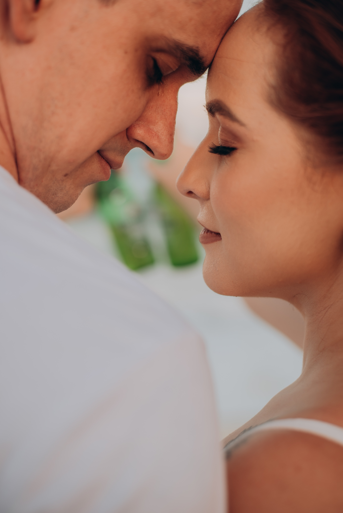 FOTOGRAFO EM JOAO PESSOA - FOTOGRAFIA DE CASAL ; FOTOGRAFO TARCIO VIANA ; ENSAIO PRE WEDDING ; ENSAIO DE CASAL ; FOTOS DE CASAL ; FOTOGRAFIA ; NATUREZA - RUIVO - CABELO - CASAL - NAMORADOS - ENSAIO DE NAMORADOS