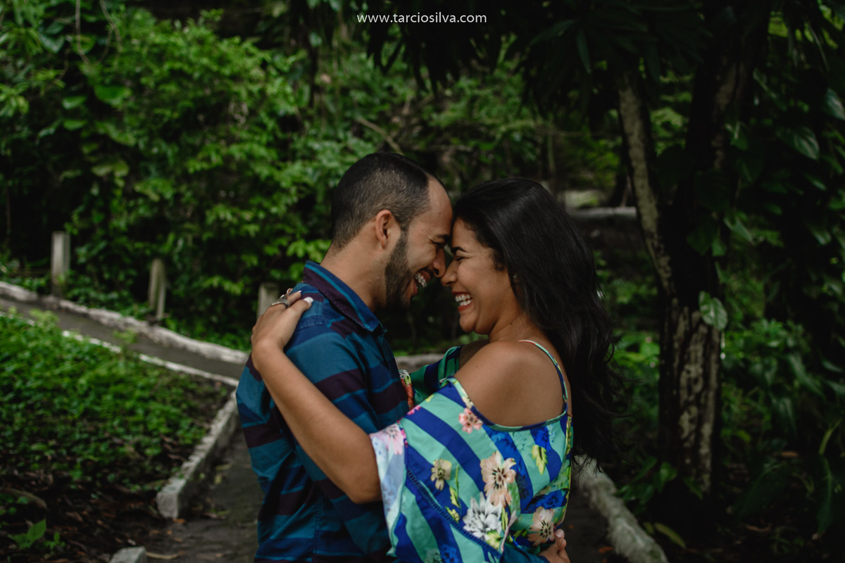 Ensiao Casal Sâmara   João Paulo por Tárcio Silva fotografo em João Pessoa Santa Rita Parque Arruda Câmara Bica