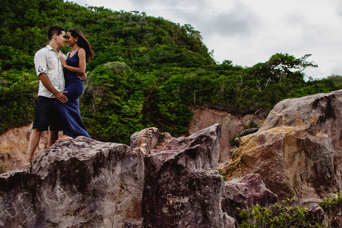 Ensaio Casal pré casamento Bruno   Mayara em Coqueirinho por Tárcio Silva Fotografo de Santa Rita PB e JOÃO PESSOA PARAÍBA MELHOR LITORAL NORDESTINO