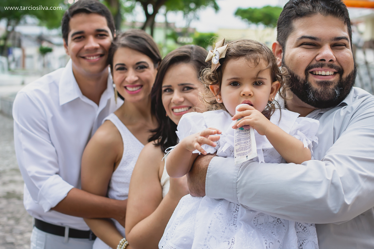 BATIZADO ANA LÍVIA EM SANTA RITA PB POR FOTÓGRAFO TÁRCIO SILVA DE SANTA RITA PB FAMILIA, CASAL, BATISMO ANIVERSÁRIO MATRIZ DE SANTA RITA