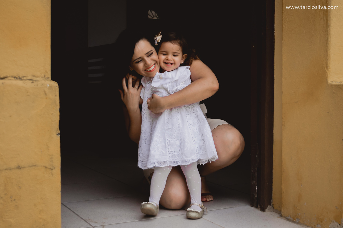 BATIZADO ANA LÍVIA EM SANTA RITA PB POR FOTÓGRAFO TÁRCIO SILVA DE SANTA RITA PB FAMILIA, CASAL, BATISMO ANIVERSÁRIO MATRIZ DE SANTA RITA