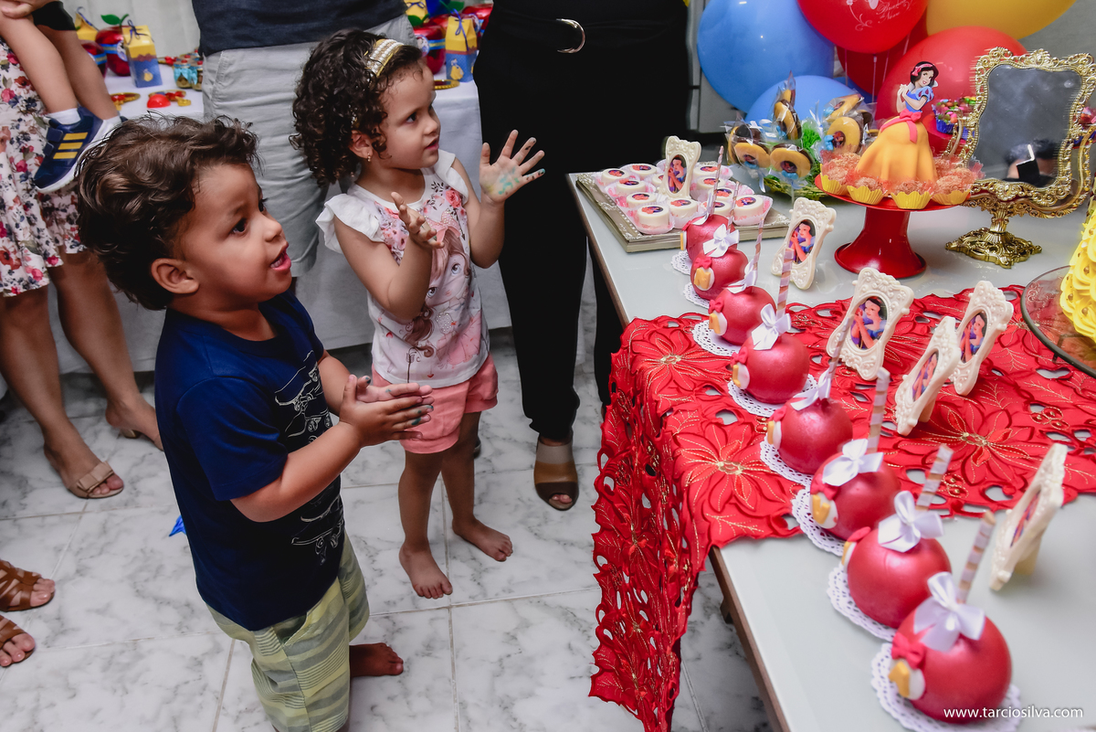 Aniversário infantil em casa, avós , tios, mamae e papai fotografia infantil em casa, festa em casa. fotografo Tárcio silva , festa em casa