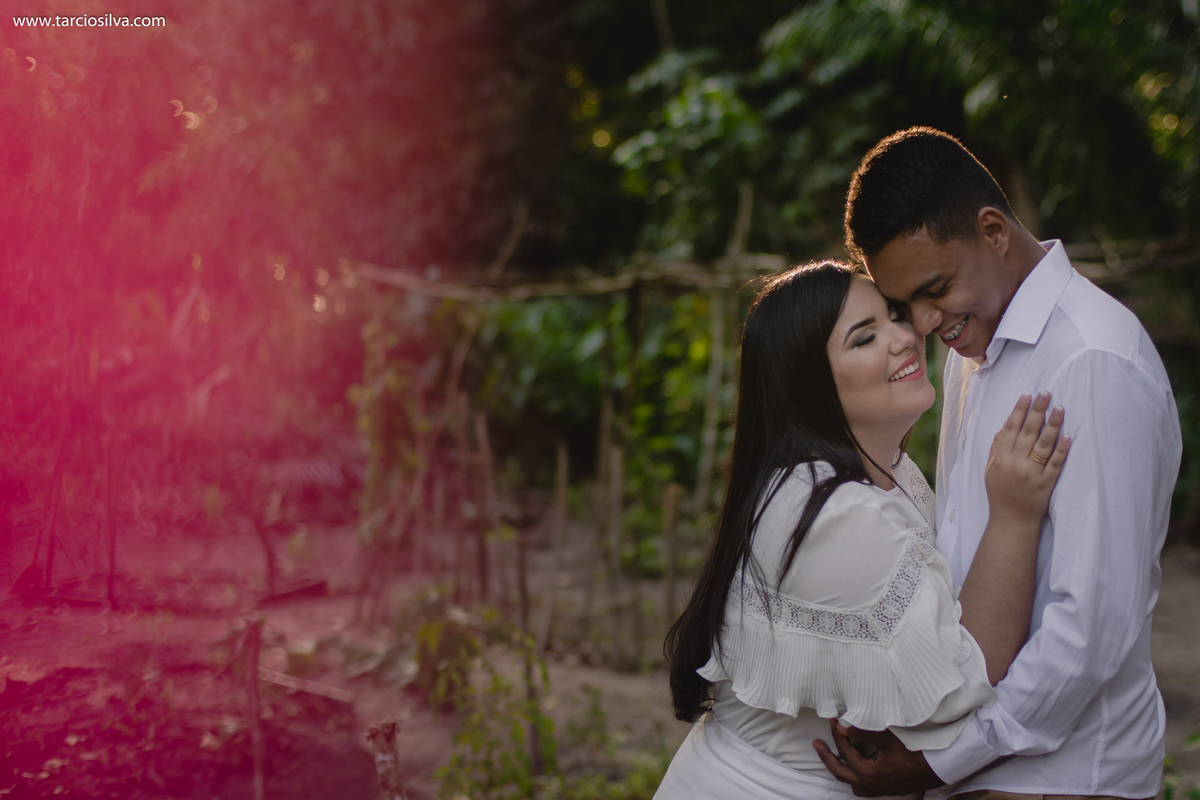 Ensaio no projeto braços abertos , Cristolândia Santa Rita PB , Mariana e Eudes fotografo de casamentos Tárcio Silva , fotografo em santa rita, joão pessoa, bayeux , fotografo de casal, fotografo de familia Tárcio silva