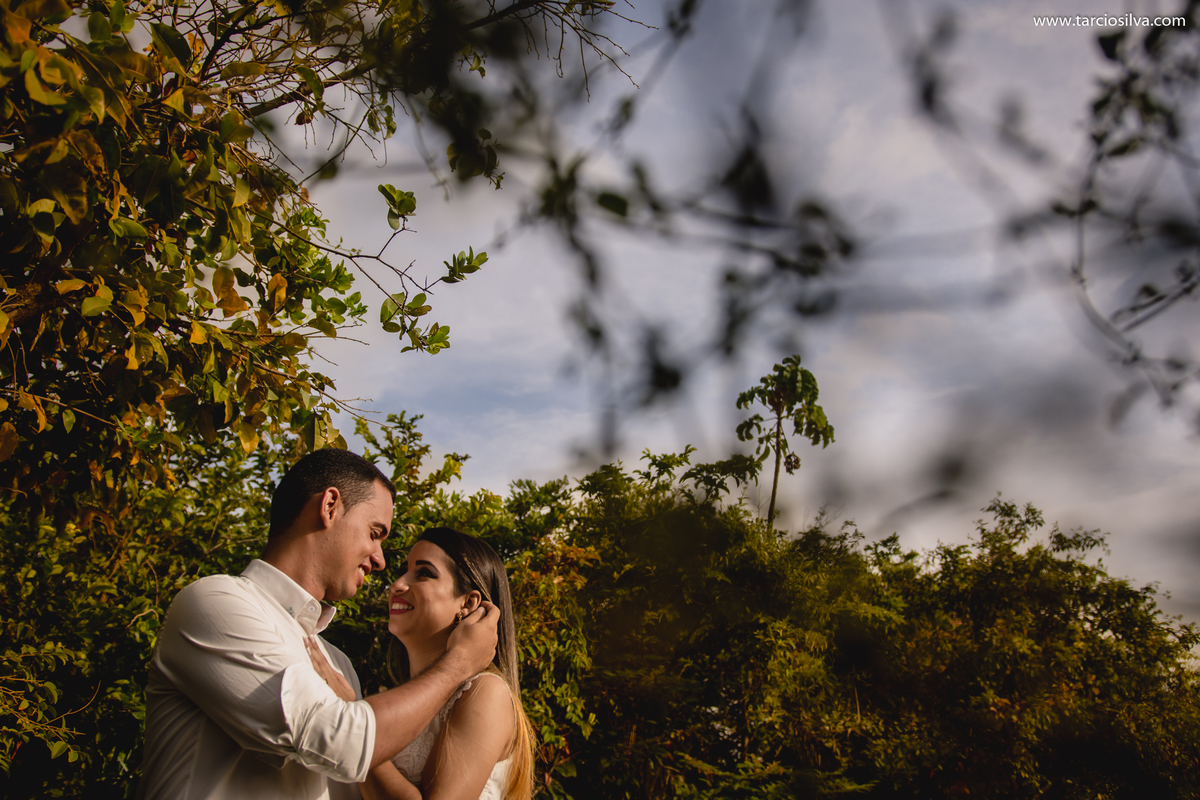 ENSAIO CASAL , ROANDERSON E ERIKA - FOTOGRAFO DE CASAMENTOS EM SANTA RITA - MELHOR FOTOGRAFO DE CASAMENTOS EM SANTA RITA TARCIO SILVA REGISTRANDO HISTÓRIAS