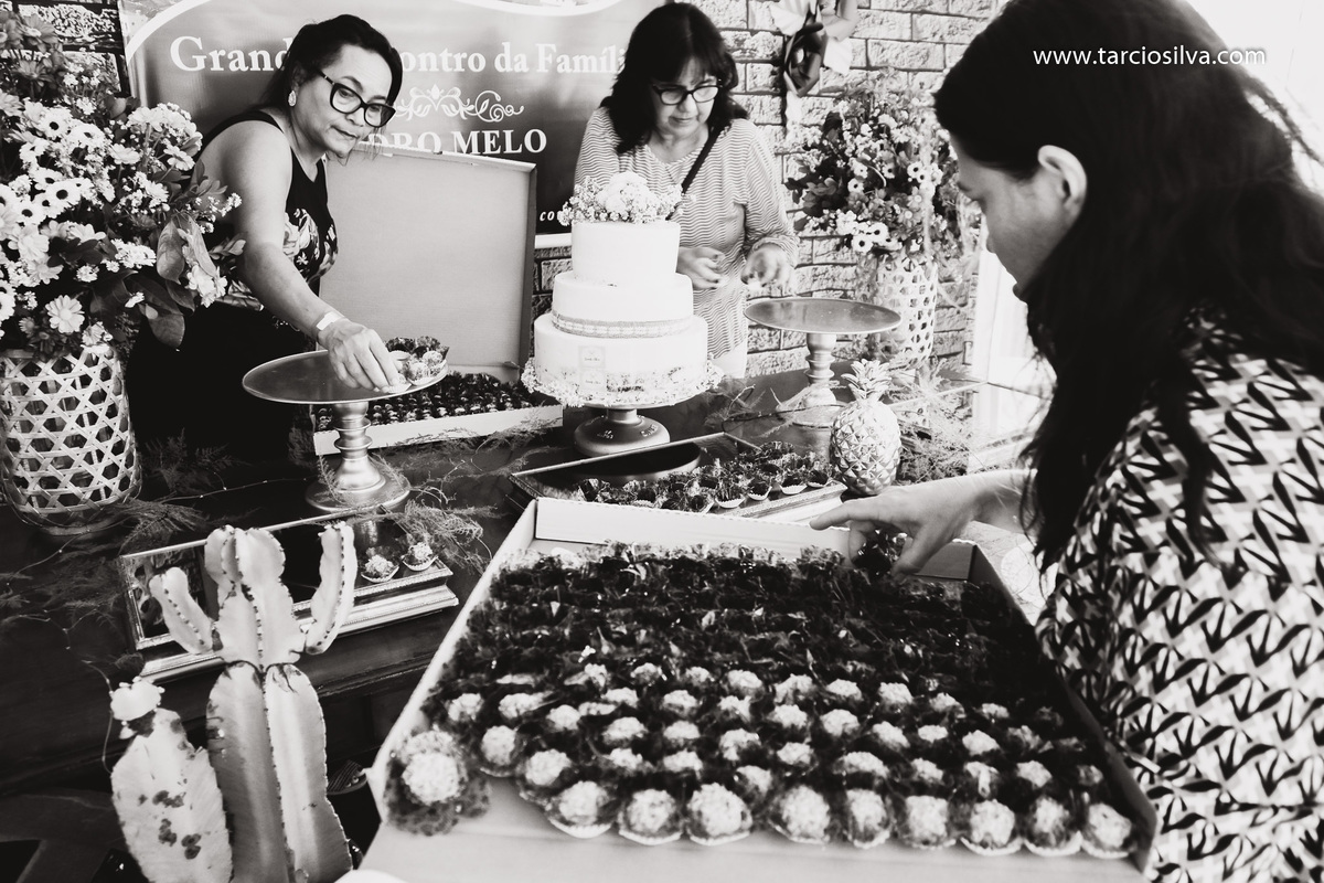 FOTOGRAFIA DE FAMÍLIA - FAMILIA PEDRO MELO - FOTOGRAFIA FAMÍLIA - FOTOGRAFO TARCIO SILVA 
FOTOGRAFO DE FAMILIA
FOTOGRAFIA EVENTO FAMILIAR
ORGANIZAÇÃO DO EVENTO FAMILIA
COMO ORGANIZAR EVENTO EM FAMILIA
