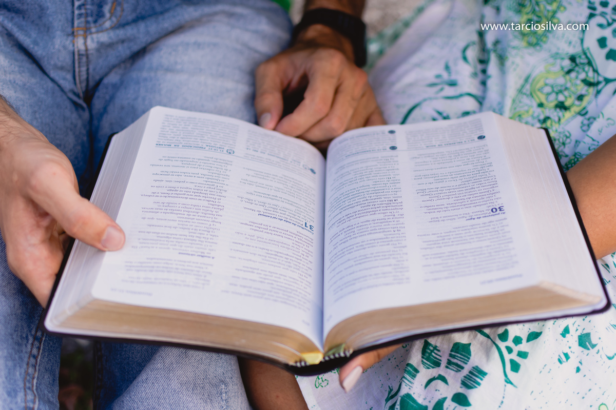 Fotografia de casal - grupo evangelistico - evangeliso - UFPB FOTOGRAFO DE CASAMENTO - FOTOGRAFO DE ENSAIO - FOTOGRAFIA - MELHOR FOTOGRAFO DE SANTA RITA - FOTOGRAFO TARCIO SILVA - FOTOGRAFO PARAIBA - FOTOGRAFO DO BRASIL