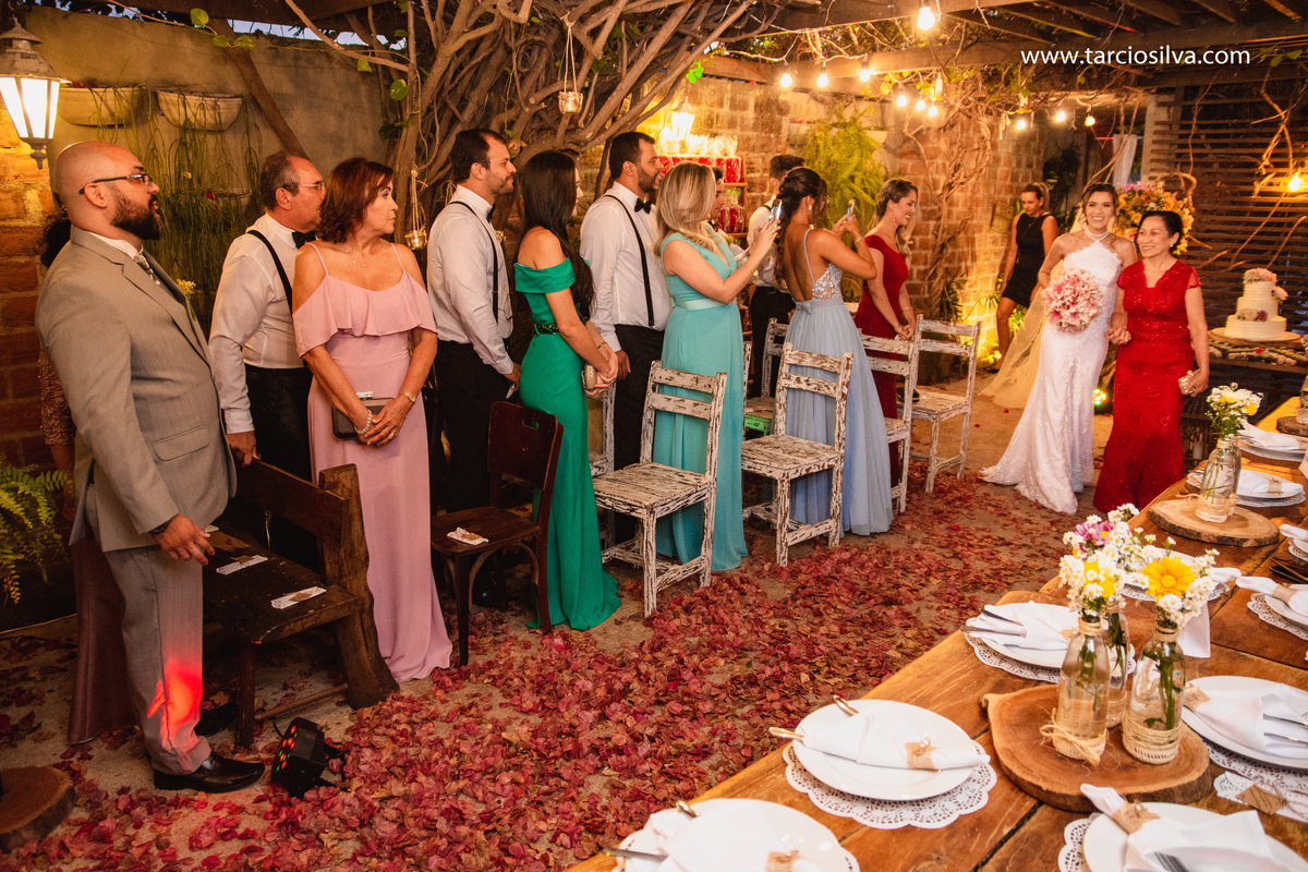 CASAMENTO CRISTÃO 
CASAMENTO RUSTICO
CASAMENTO FEITO A MÃO
CADA DETALHE FEITO PELA NOIVA
FOTOGRAFO DE CASAMENTO TARCIO SILVA
O MELHOR FOTOGRAFO EM SANTA RITA E TODA REGIA
FOTOGRAFO EM SANTA RITA