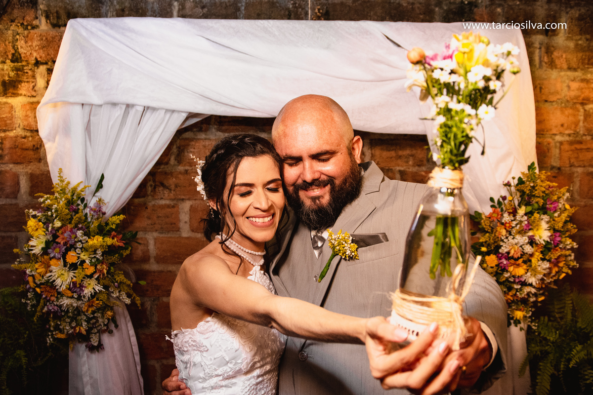 CASAMENTO CRISTÃO 
CASAMENTO RUSTICO
CASAMENTO FEITO A MÃO
CADA DETALHE FEITO PELA NOIVA
FOTOGRAFO DE CASAMENTO TARCIO SILVA
O MELHOR FOTOGRAFO EM SANTA RITA E TODA REGIA
FOTOGRAFO EM SANTA RITA