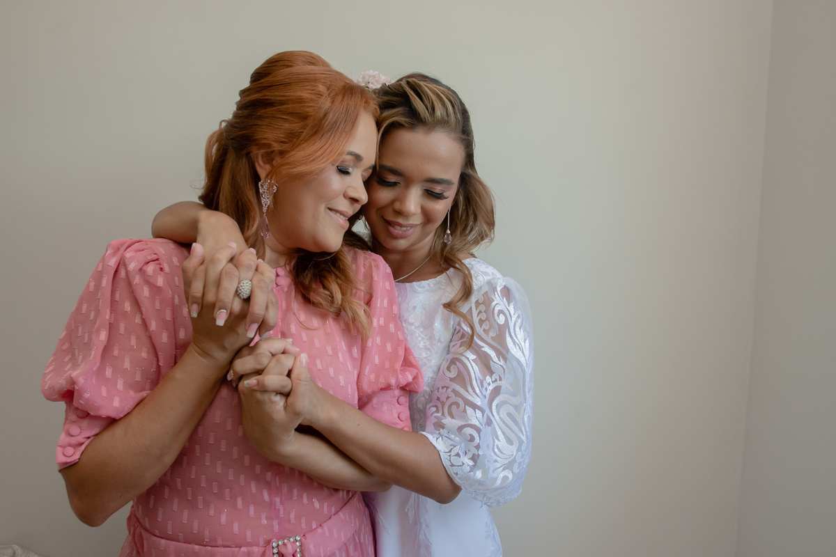 FOTOGRAFO DE CASAMENTO EM JOÃO PESSOA - SANTA RITA - PARAIBA - CABELO DA NOIVA, VESTIDO DE NOIVA , FOTOGRAFIA , VOU CASAR E AGORA , CASAMENTO , ELAS VÃO CASAR