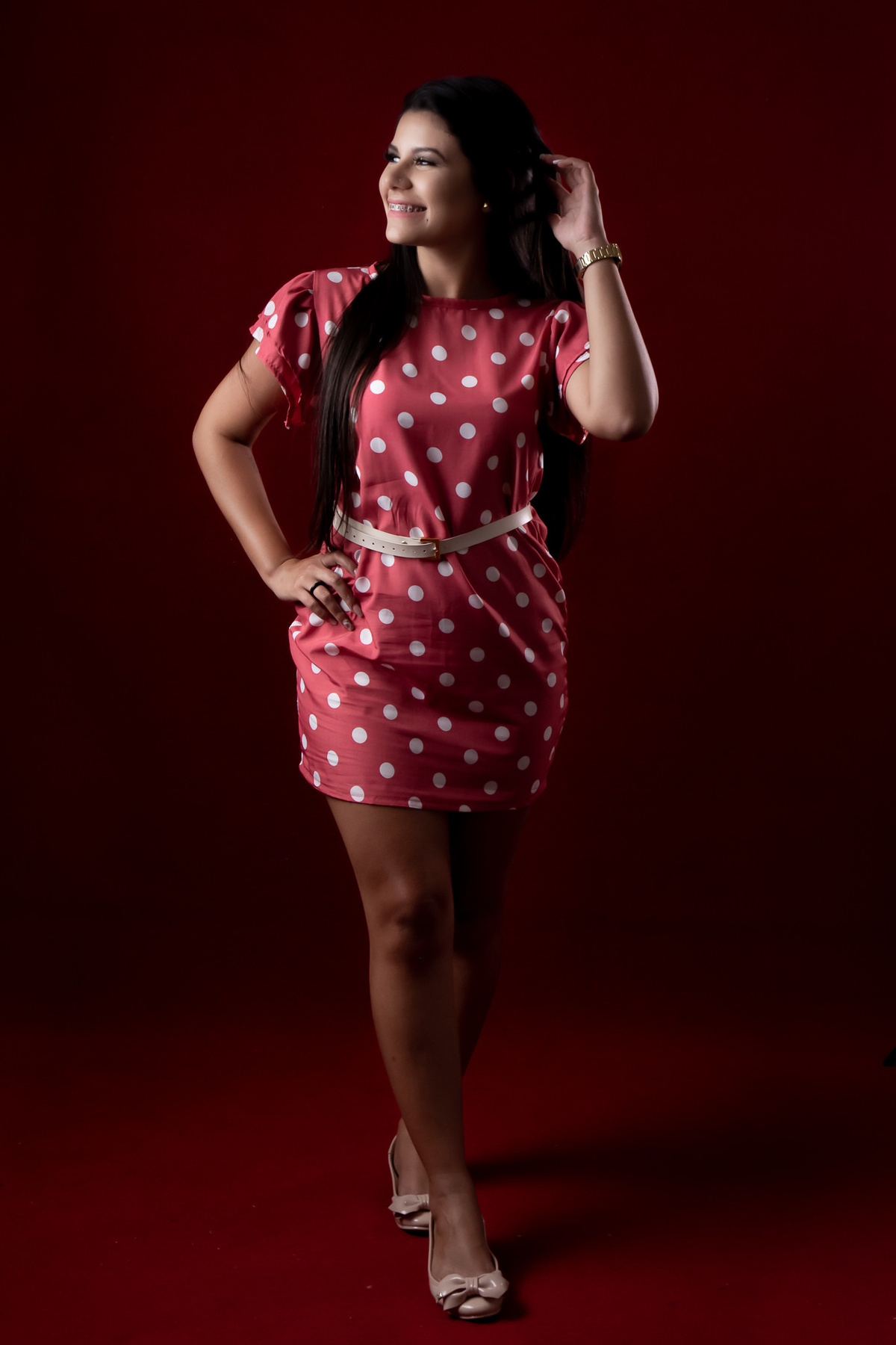 Fotografia com cadeira, fotografia no estudio - fotografia de mulher - fotos incriveis no estudio
fotográfica casual - fotos espontânea no estúdio - fotografo em santa rita - fotos de studio

