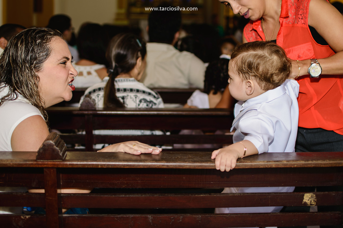 Batismo na Paróquia Santuário Santa Rita De Cássia em santa rita pb por tárcio silva fotografo