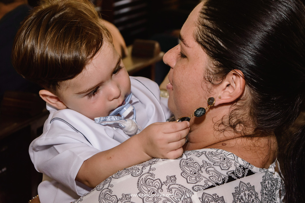 Batismo na Paróquia Santuário Santa Rita De Cássia em santa rita pb por tárcio silva fotografo