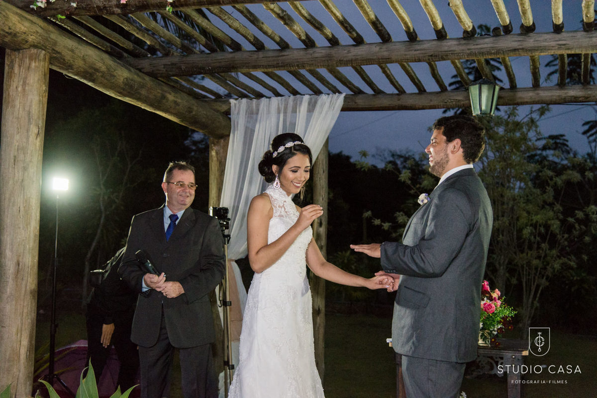 noiva troca aliança