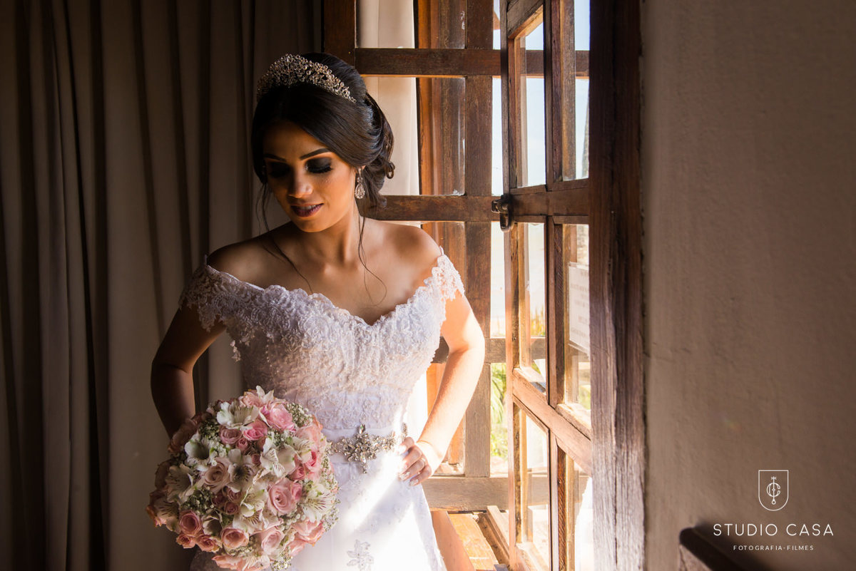 noiva na janela