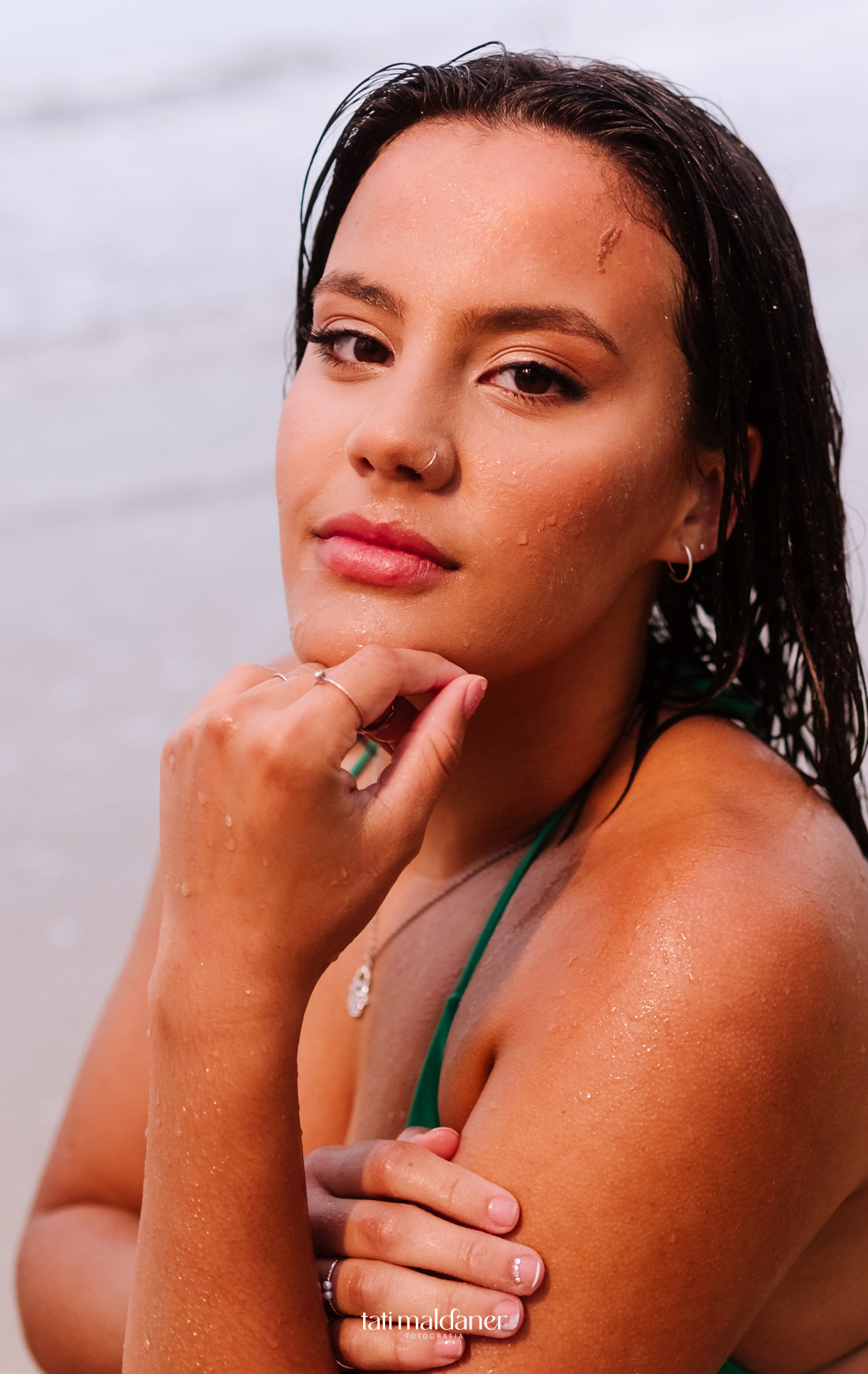 ensaio na praia de Torres por Tati Maldaner Fotografia  - Book de 15