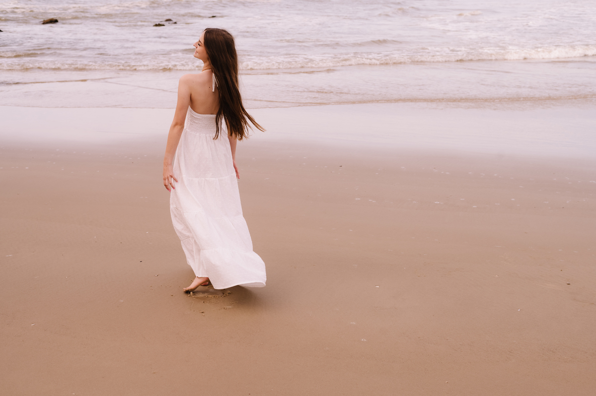 Ensaio 15 anos na praia de Torres ao amanhecer - Tati Maldaner Fotografia   praia da Guarita