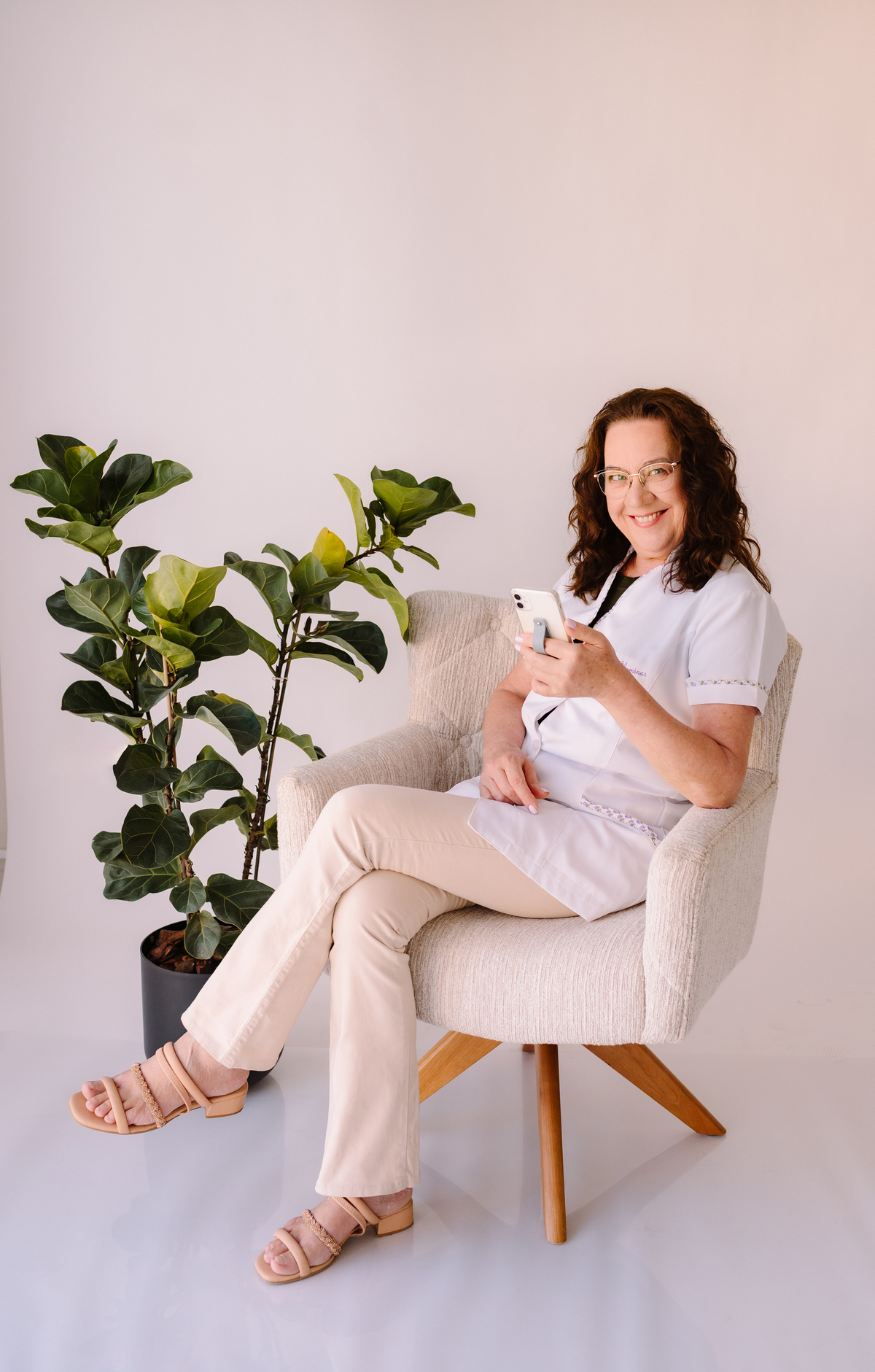 Ensaio Profissional no estúdio, Tati Maldaner fotografia.