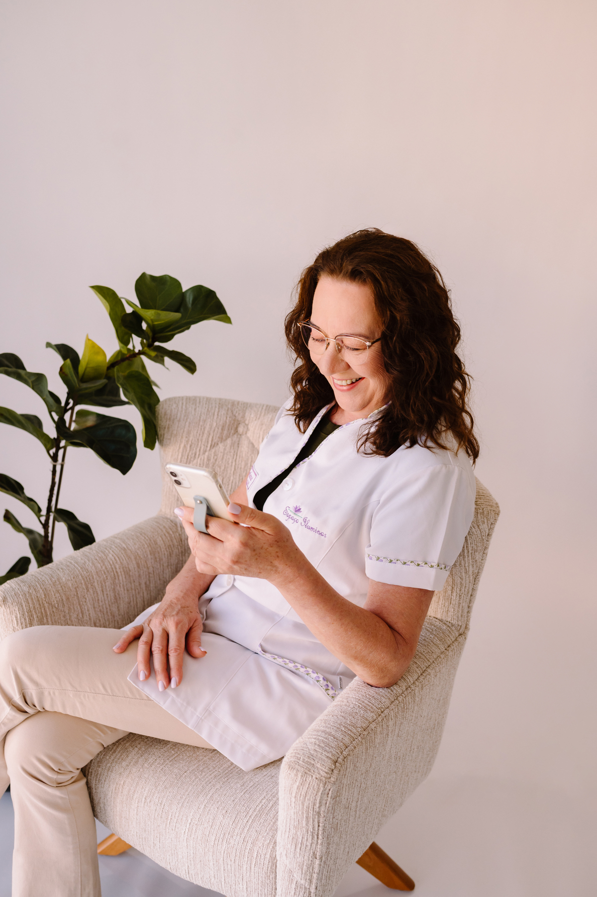 Ensaio Profissional no estúdio, Tati Maldaner fotografia.