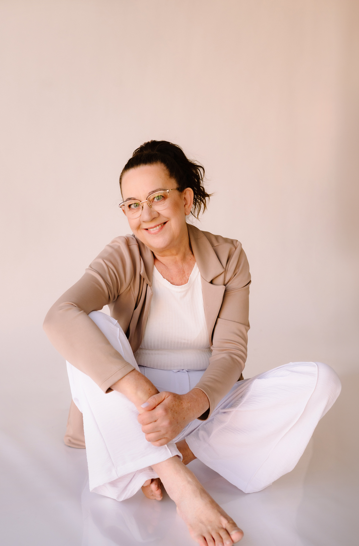 Ensaio Profissional no estúdio, Tati Maldaner fotografia.