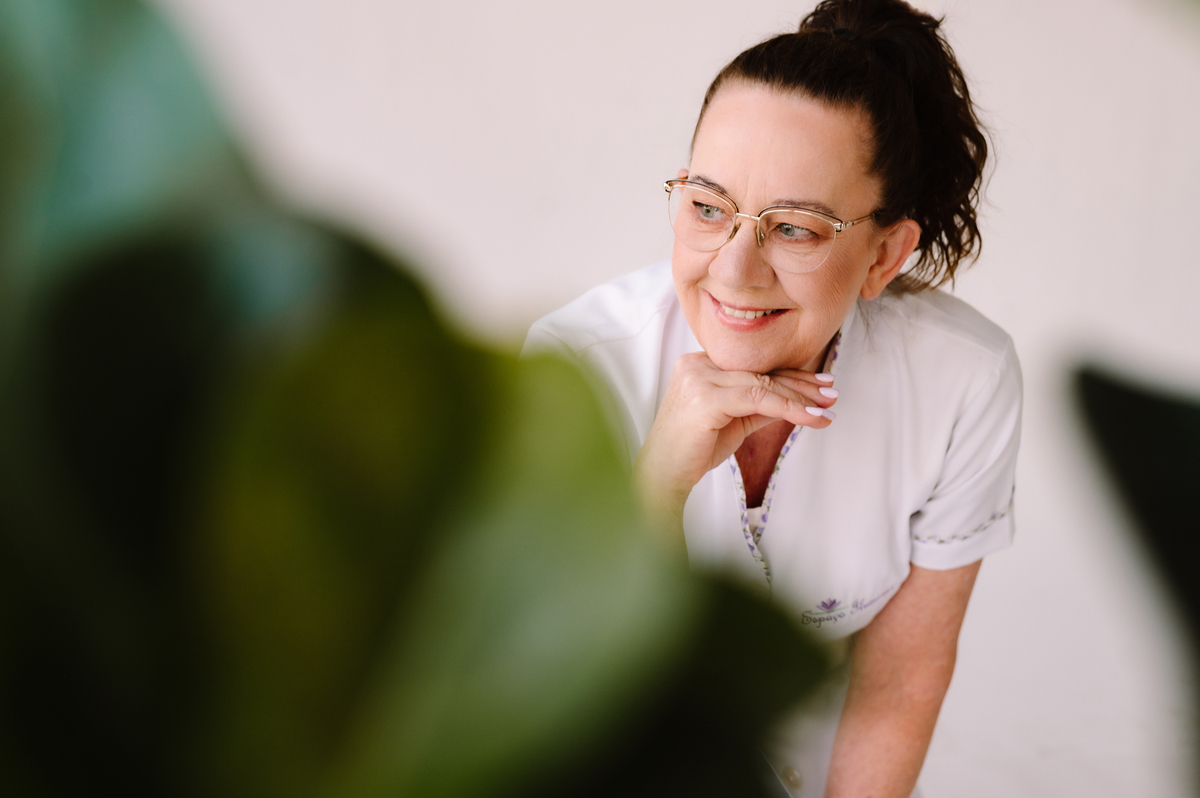 Ensaio Profissional no estúdio, Tati Maldaner fotografia.