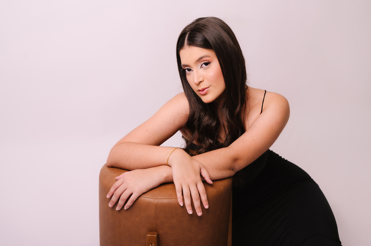 Ensaio de 16 anos no estúdio, Tati Maldaner fotografia.