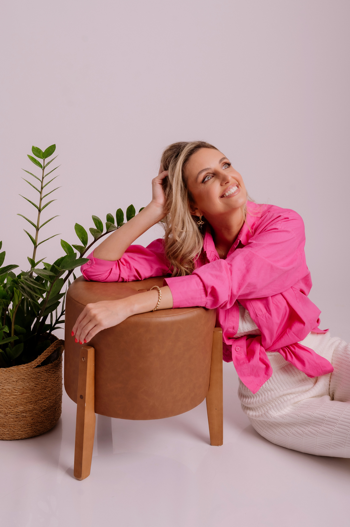 Ensaio corporativo profissional ,  estúdio Tati Maldaner fotografia .