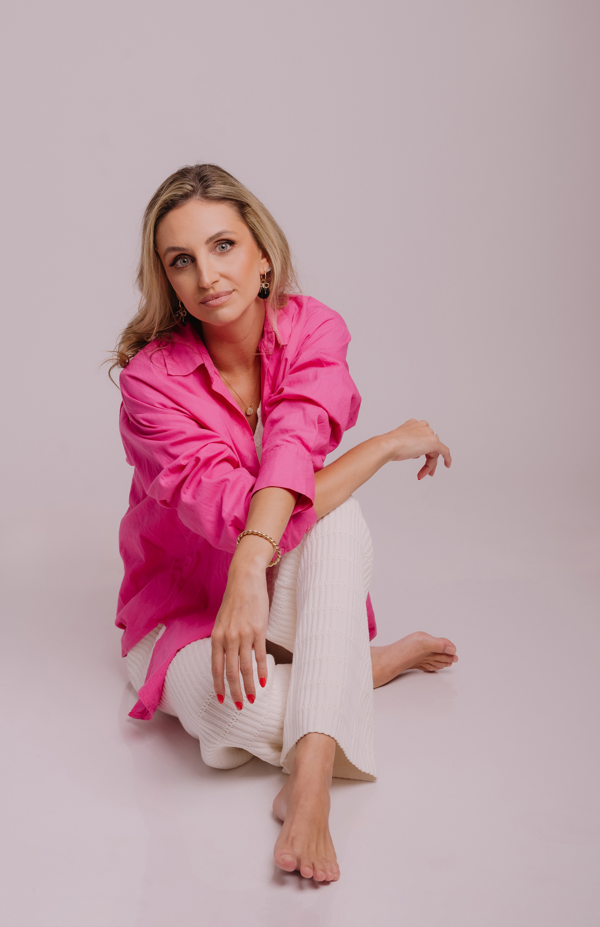 Ensaio corporativo profissional ,  estúdio Tati Maldaner fotografia .