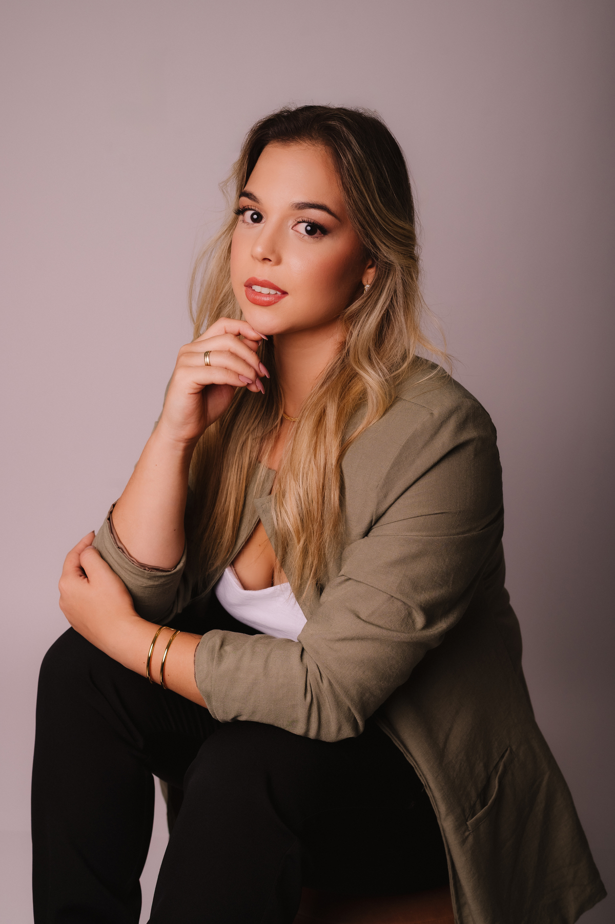 Ensaio profissional, estúdio Tati Maldaner fotografia.