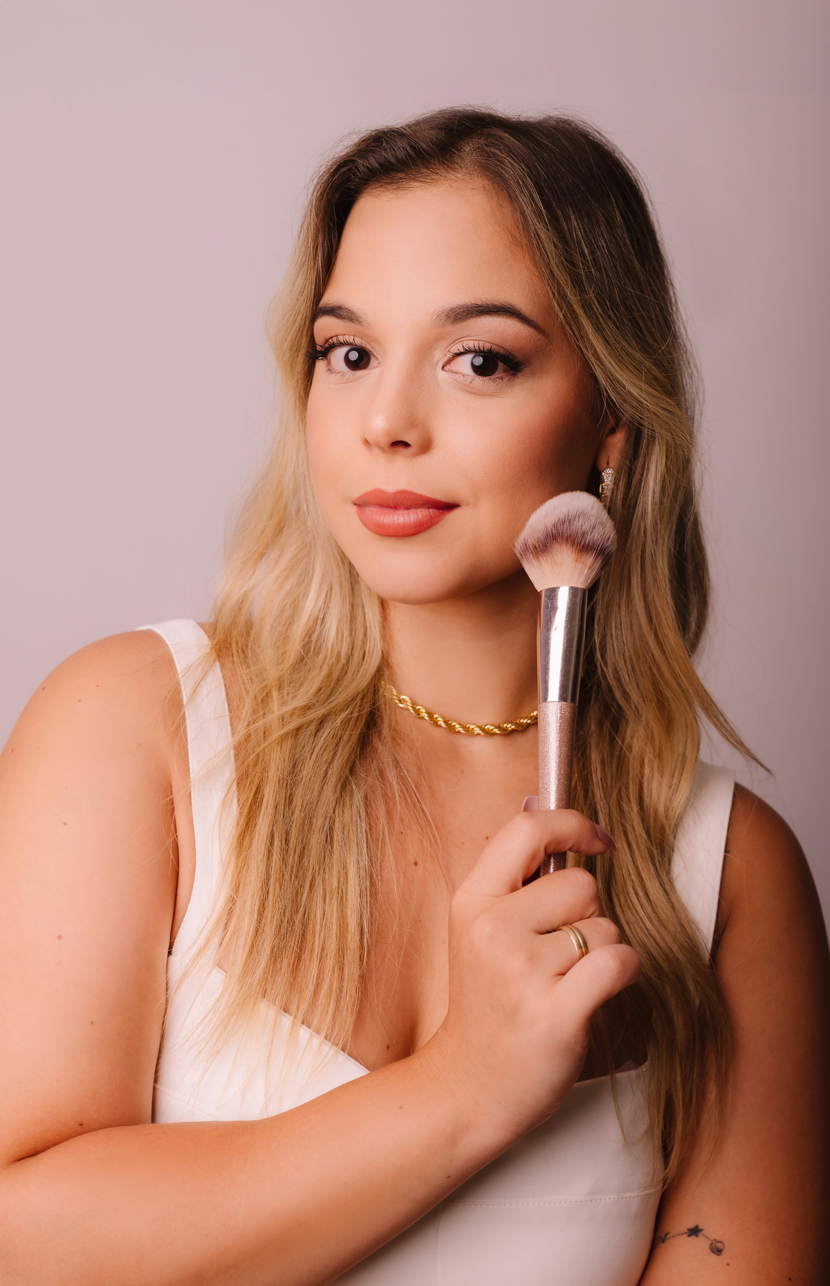 Ensaio profissional, estúdio Tati Maldaner fotografia.