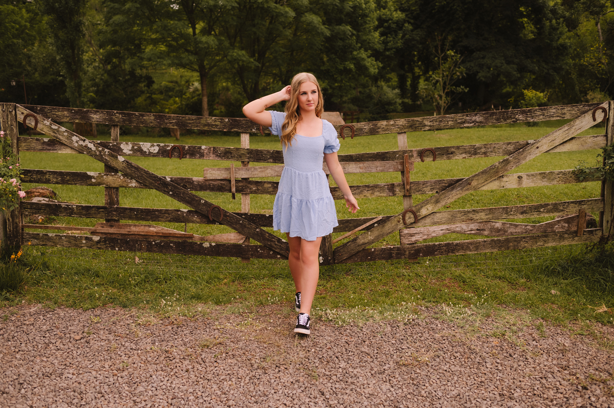 Ensaio externo de 15 anos com natureza, Tati Maldaner fotografia.