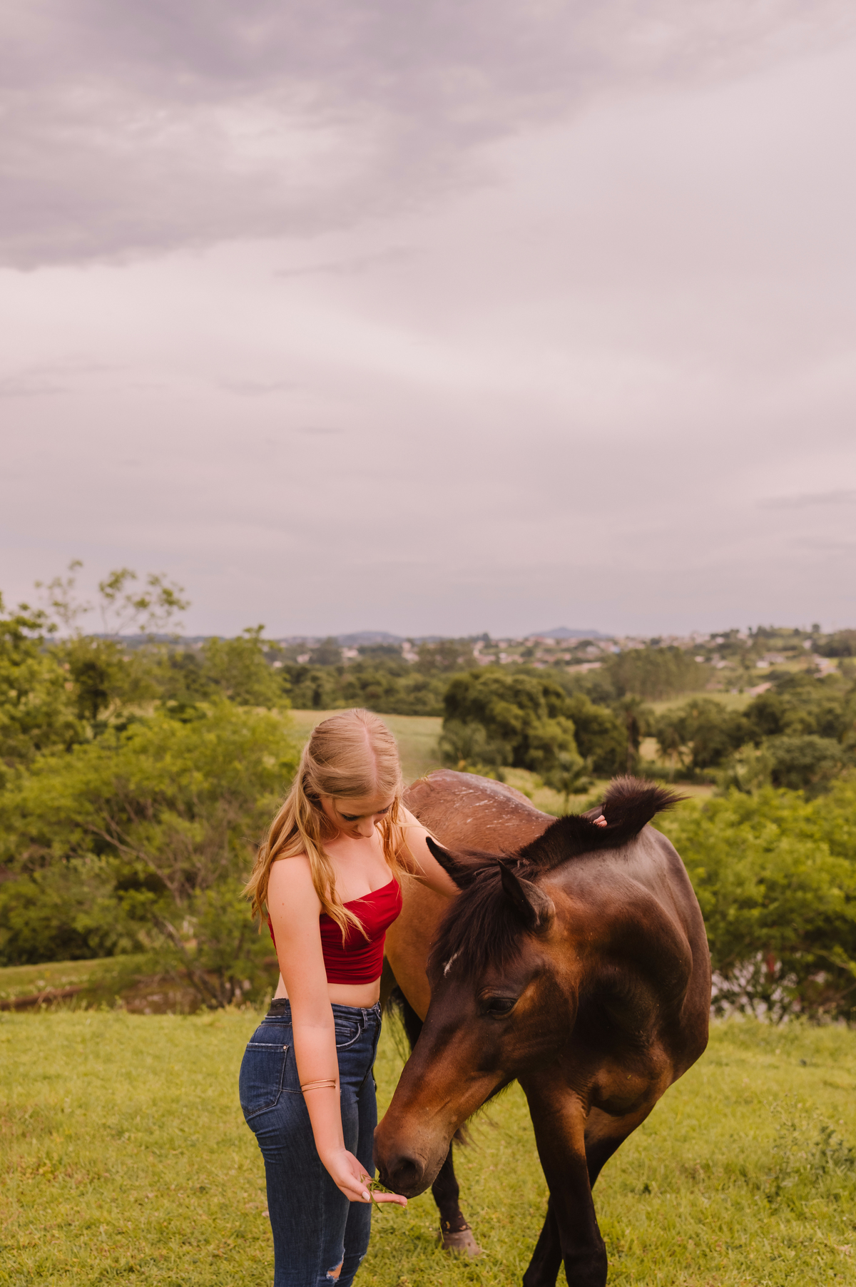 Ensaio externo de 15 anos com natureza, Tati Maldaner fotografia.