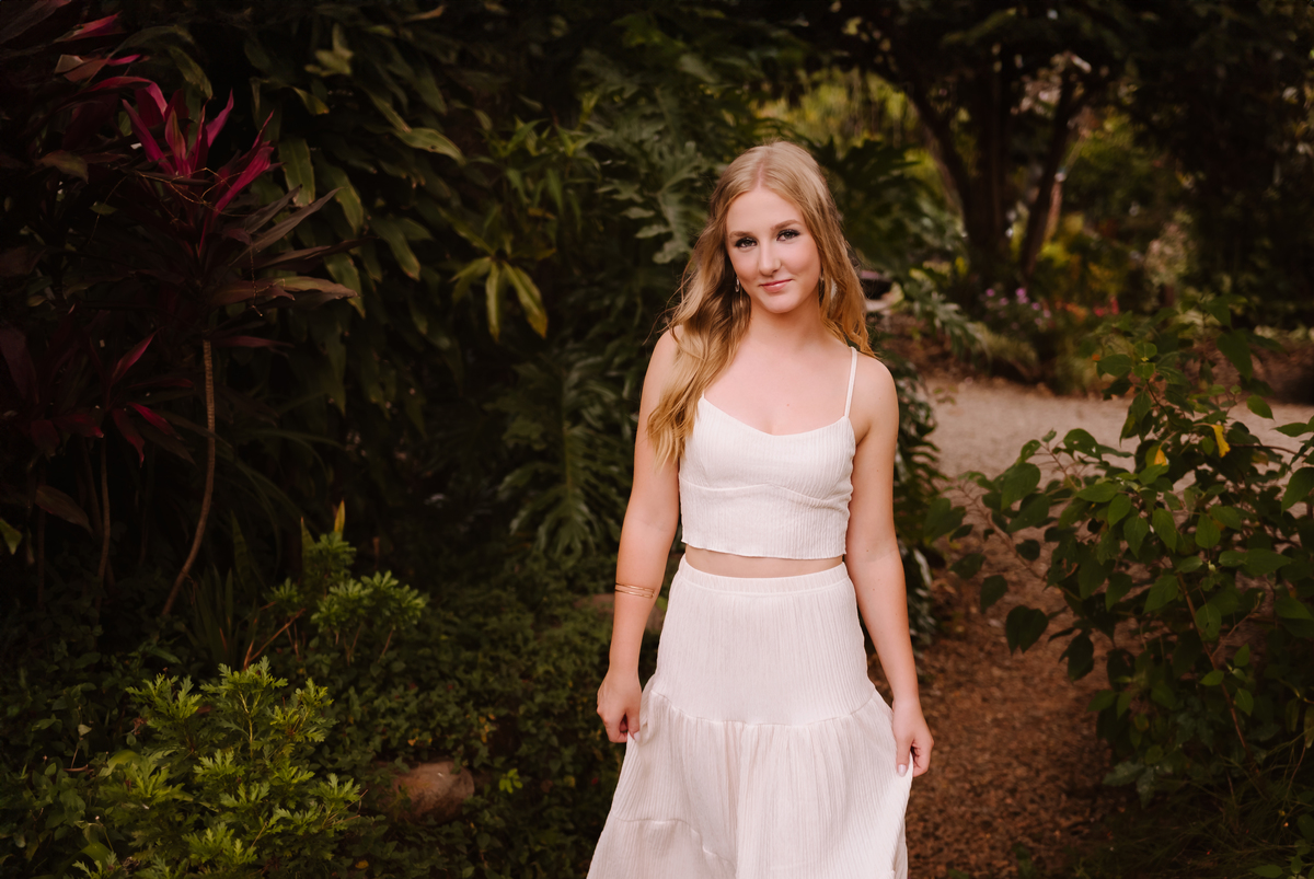 Ensaio externo de 15 anos com natureza, Tati Maldaner fotografia.