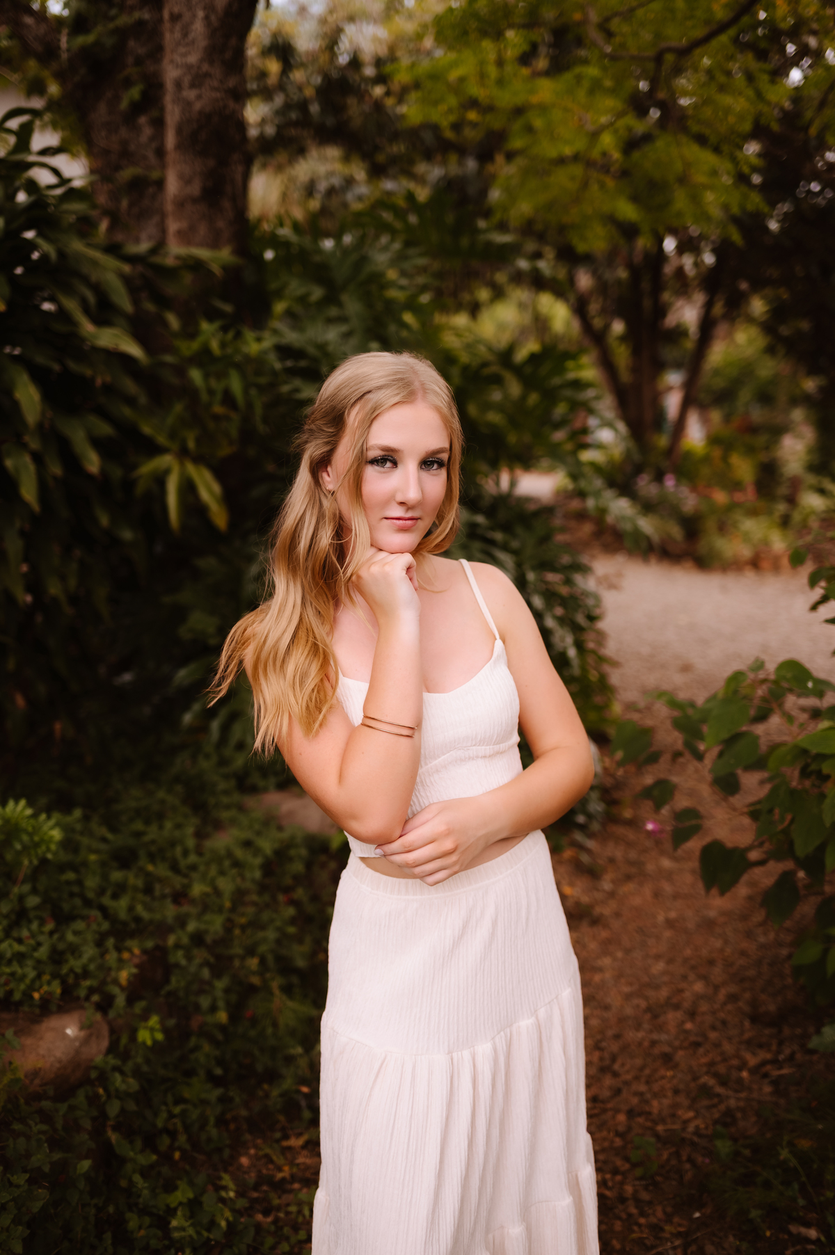 Ensaio externo de 15 anos com natureza, Tati Maldaner fotografia.