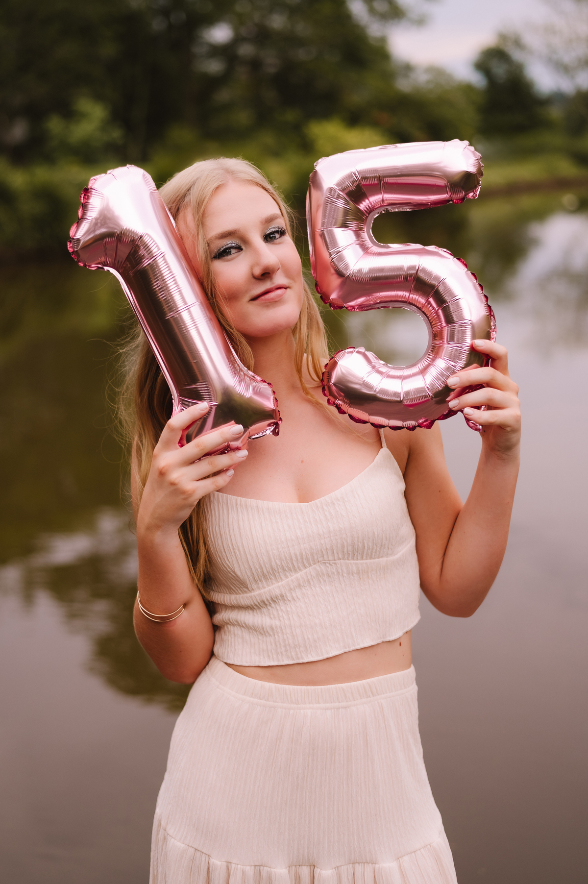 Ensaio externo de 15 anos com natureza, Tati Maldaner fotografia.