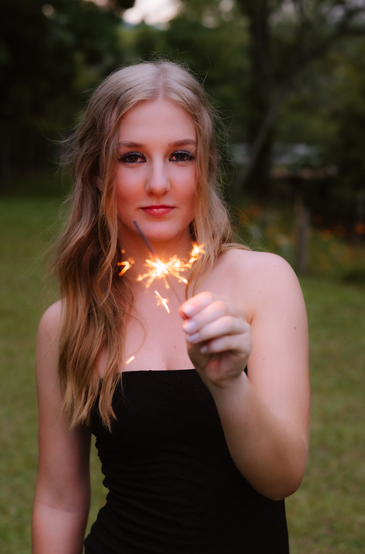 Ensaio externo de 15 anos com natureza, Tati Maldaner fotografia.