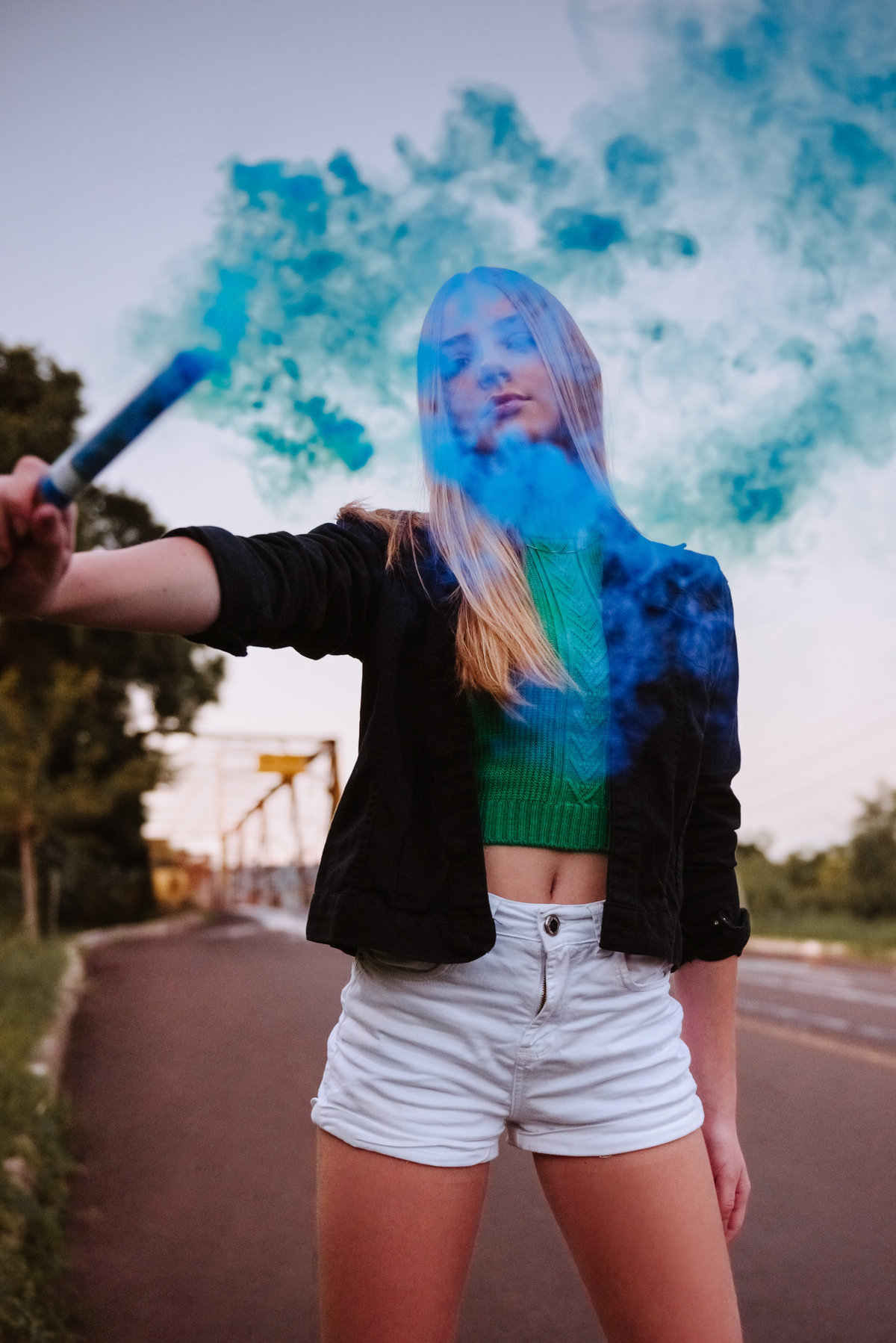 Ensaio na ponte de ferro em Arroio do Meio, Tati Maldaner fotografia.