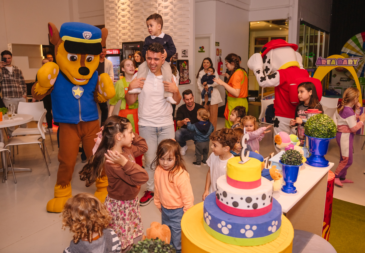 Festa temática da patrulha canina, Tati Maldaner fotografia.