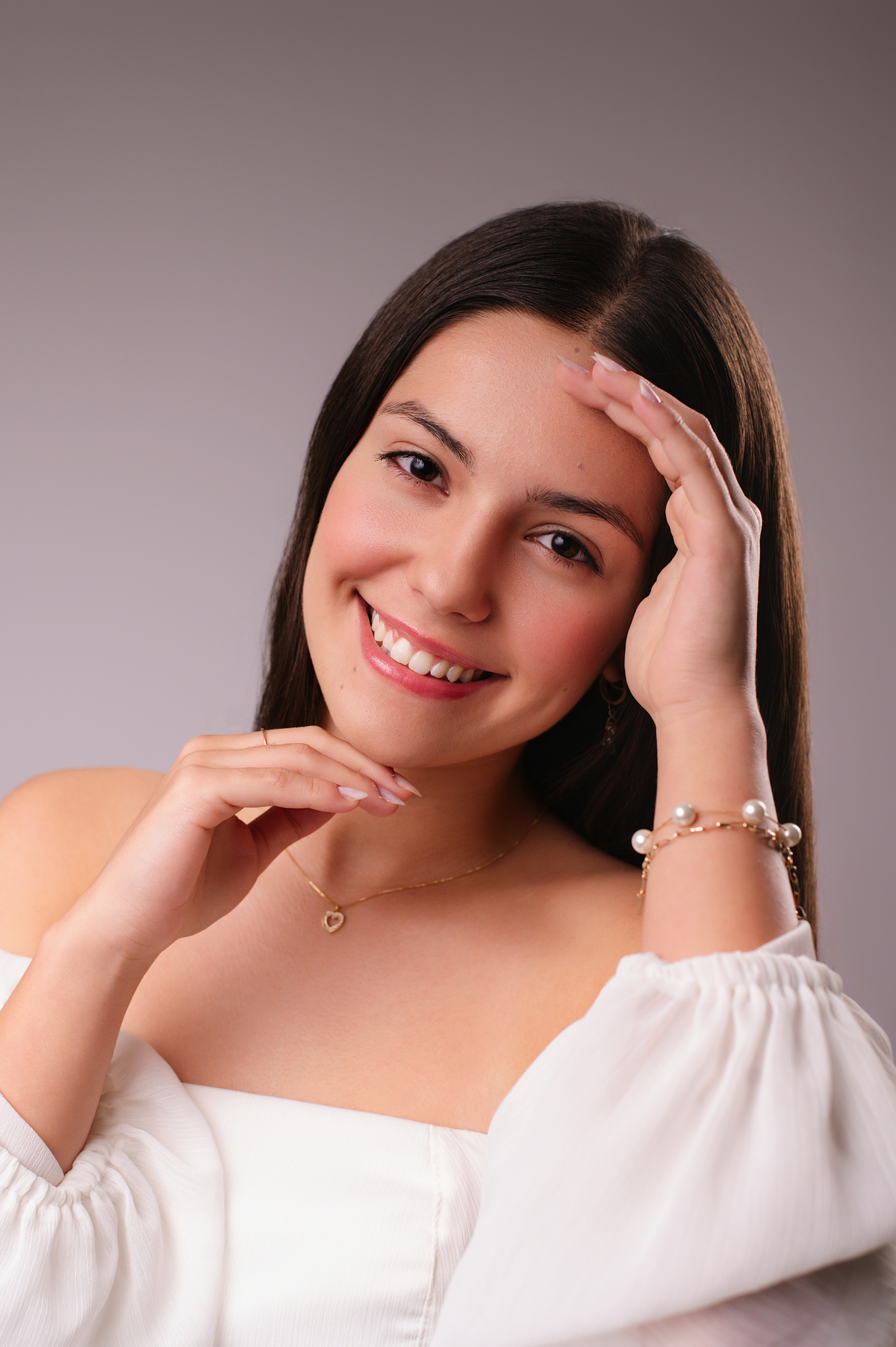 Ensaio de 15 anos estúdio e externo, Tati Maldaner fotografia.