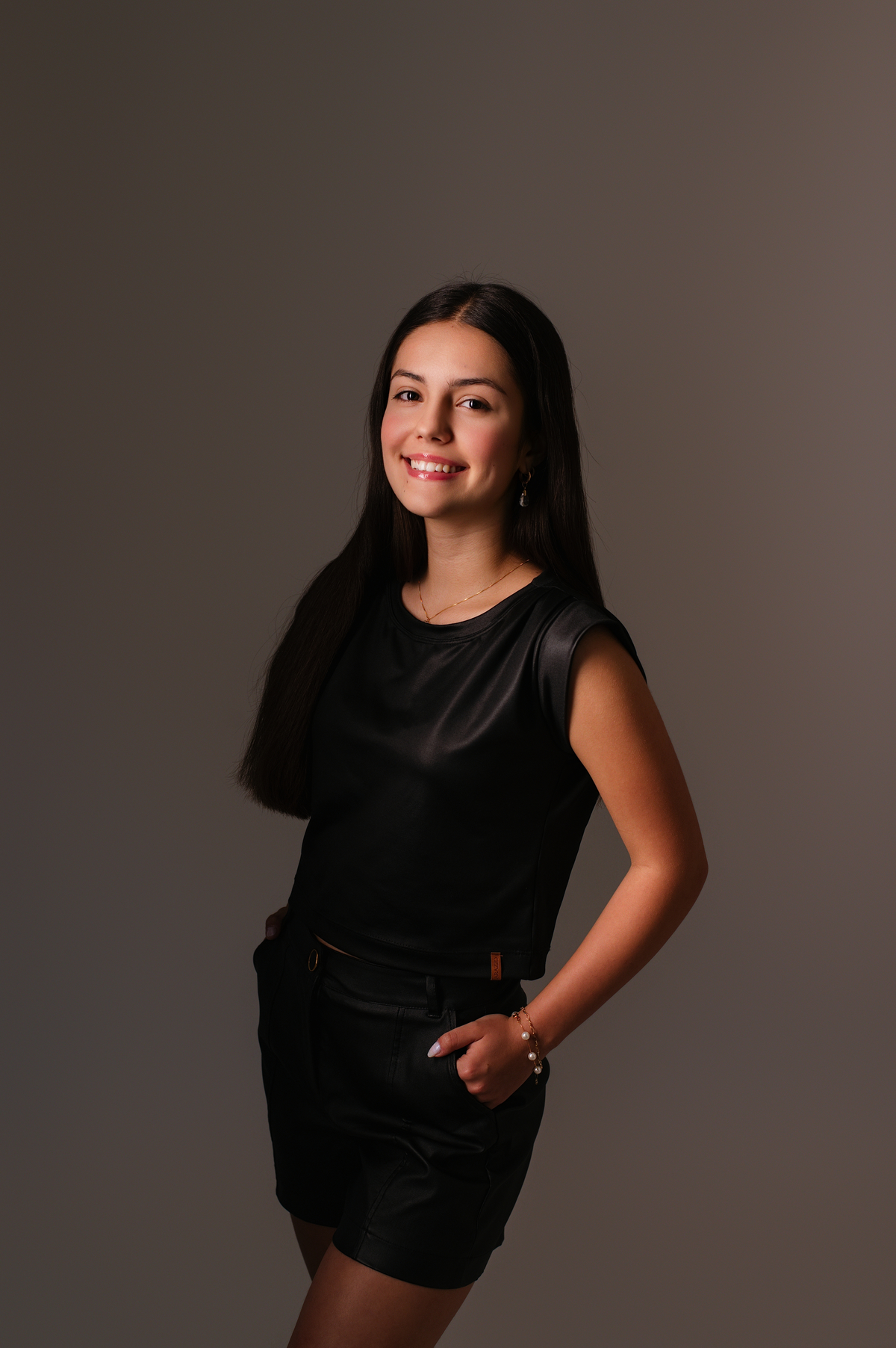 Ensaio de 15 anos estúdio e externo, Tati Maldaner fotografia.