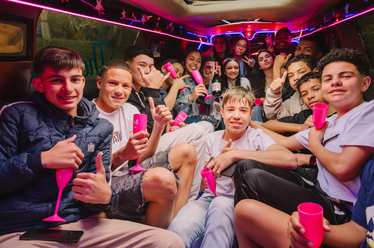 Surpresa de 15 anos, Tati Maldaner fotografia.