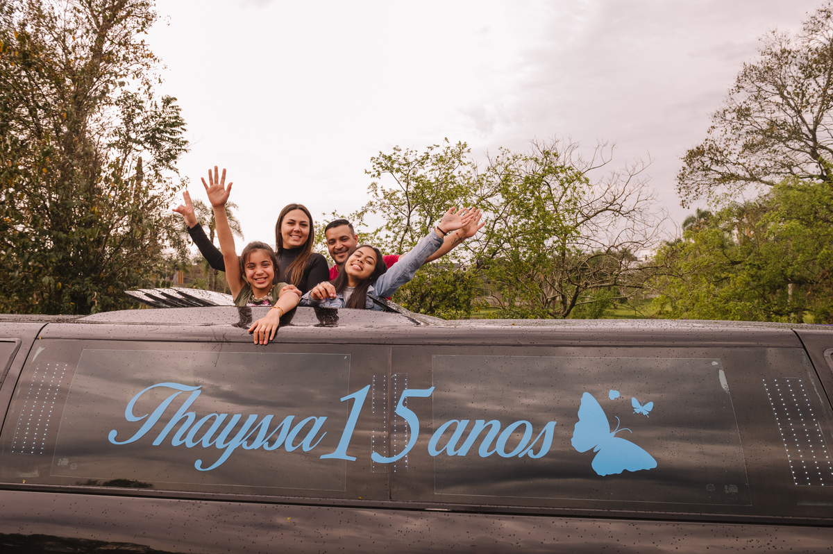 Surpresa de 15 anos, Tati Maldaner fotografia.