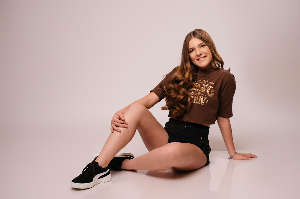 Seu ensaio de quinze em estúdio e externo, Tati Maldaner fotografia.