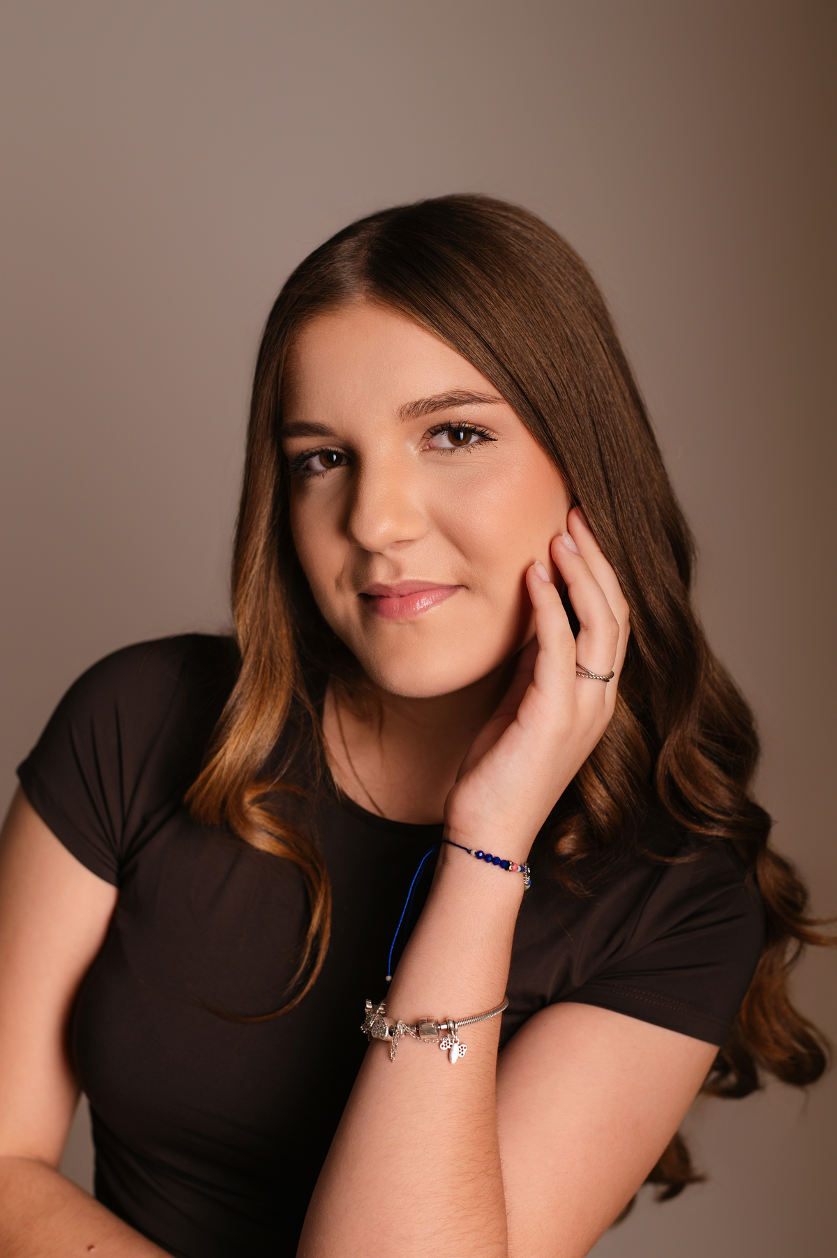 Seu ensaio de quinze em estúdio e externo, Tati Maldaner fotografia.