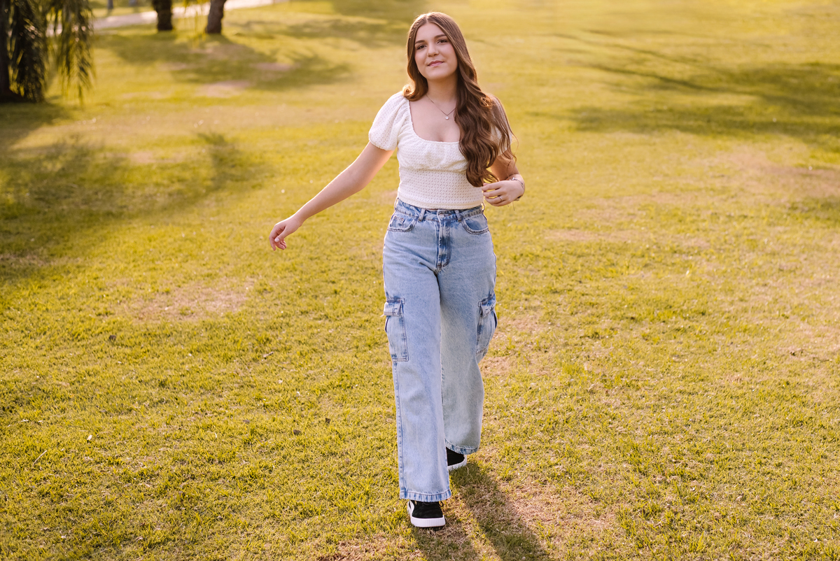 Seu ensaio de quinze em estúdio e externo, Tati Maldaner fotografia.