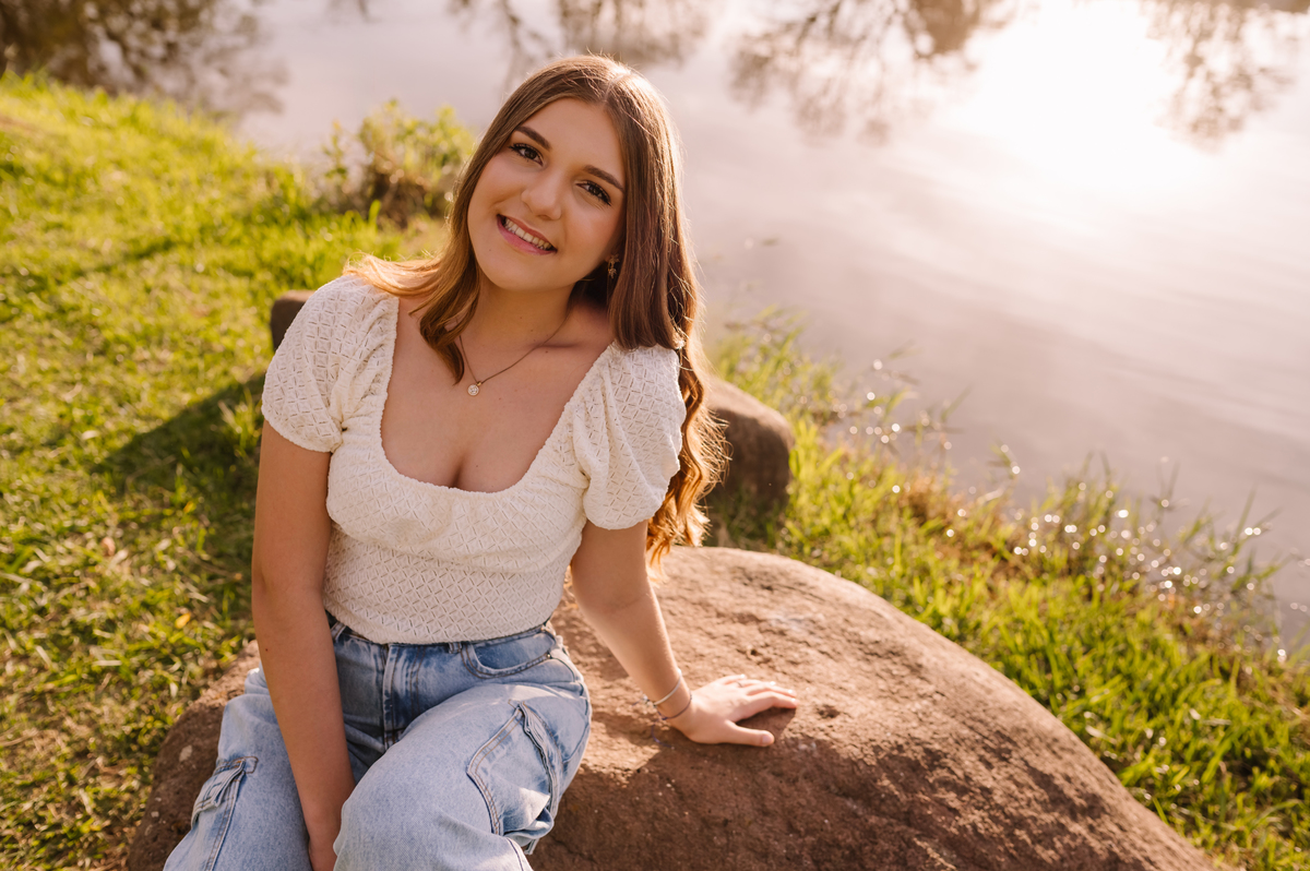 Seu ensaio de quinze em estúdio e externo, Tati Maldaner fotografia.