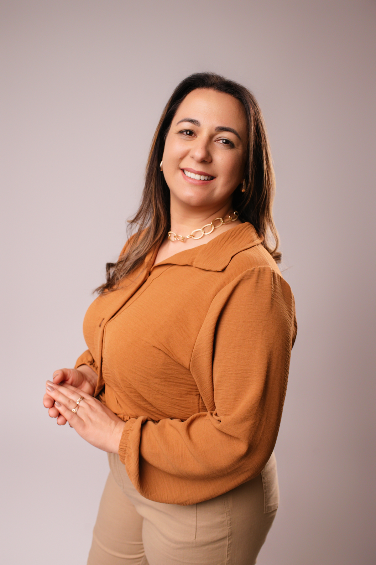 Retrato de Sucesso no estúdio, Tati Maldaner fotografia.