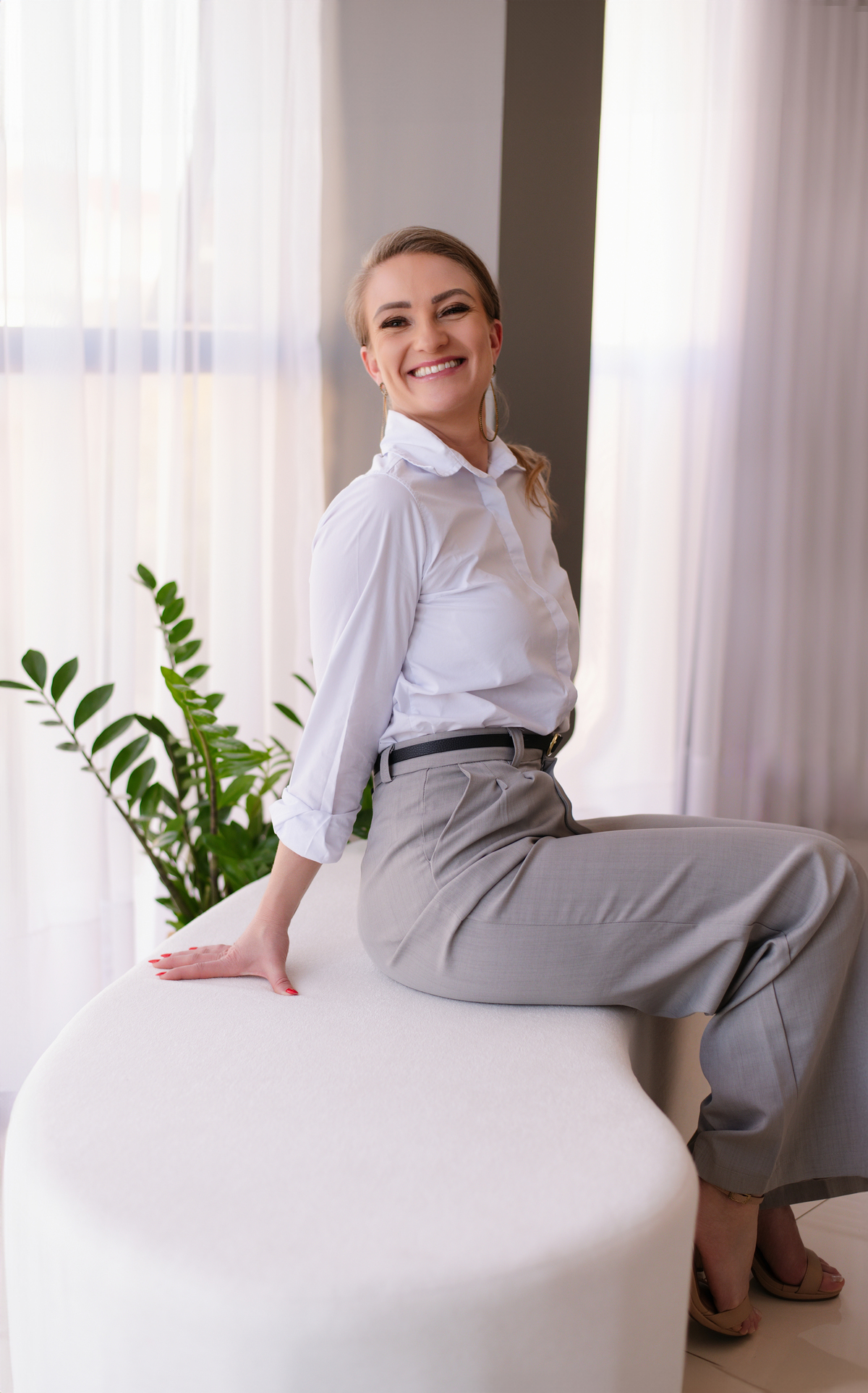 O ensaio profissional trás a sua imagem e seu poder através das lentes, Tati Maldaner fotografia.