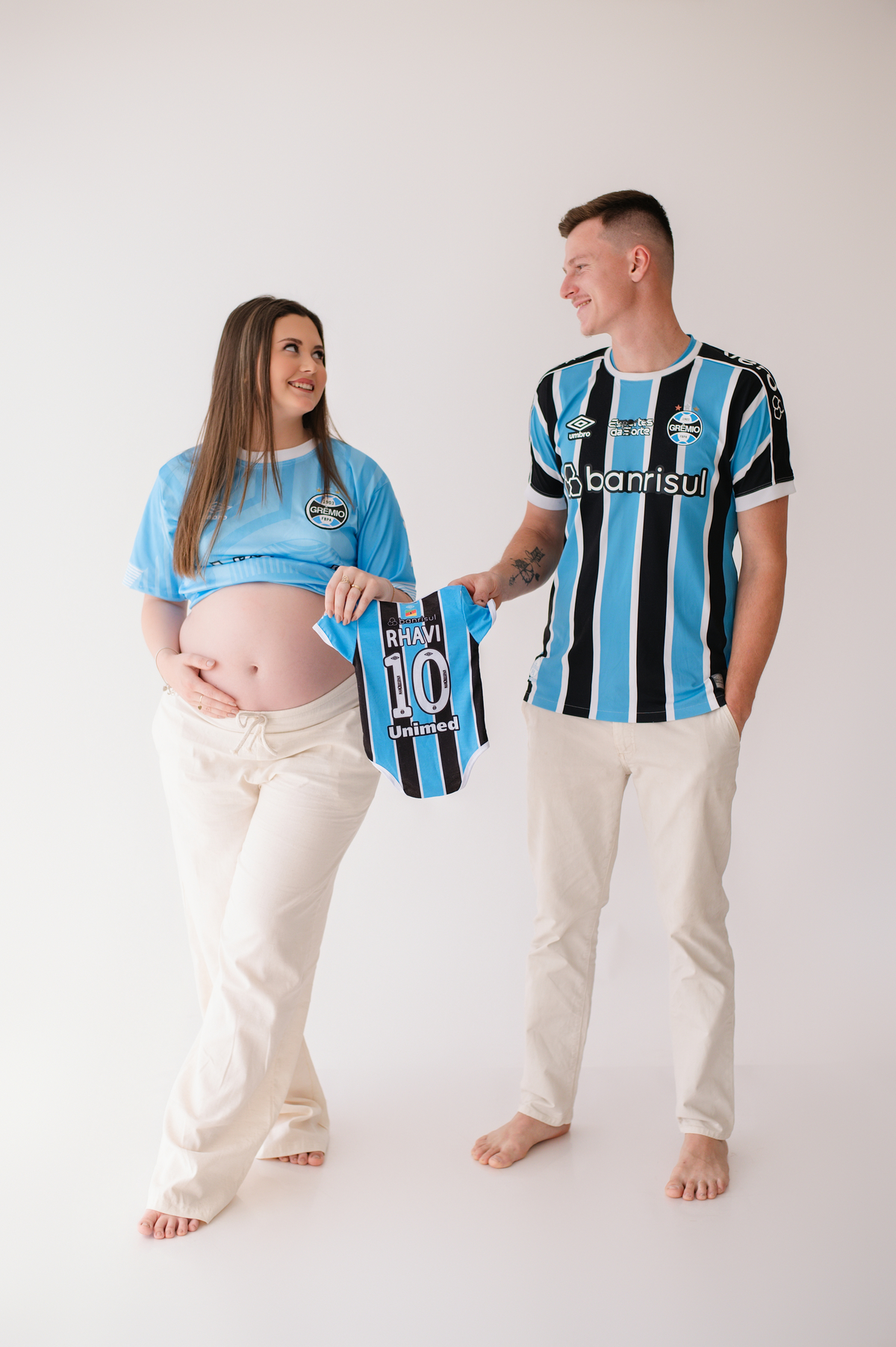 Ensaio de gestante em estúdio, Tati Maldaner fotografia.